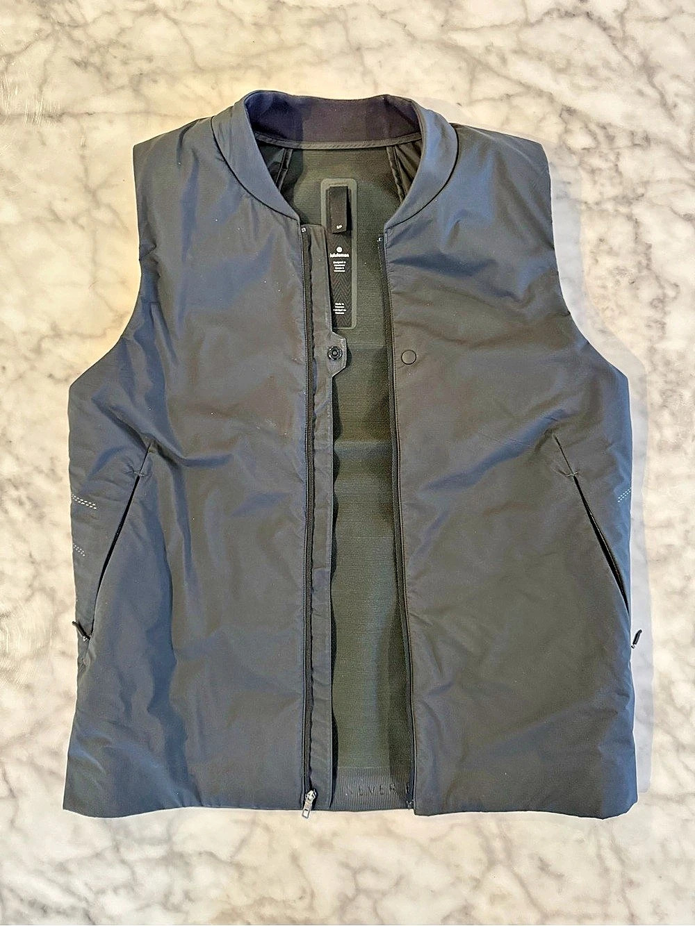 Lululemon - Insulated Running Vest Black - Men’s Small